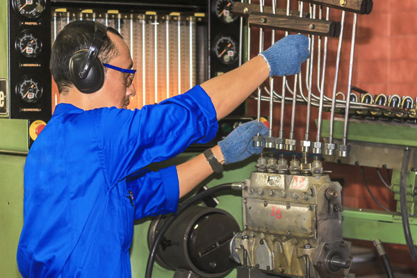 services tech03 600x400